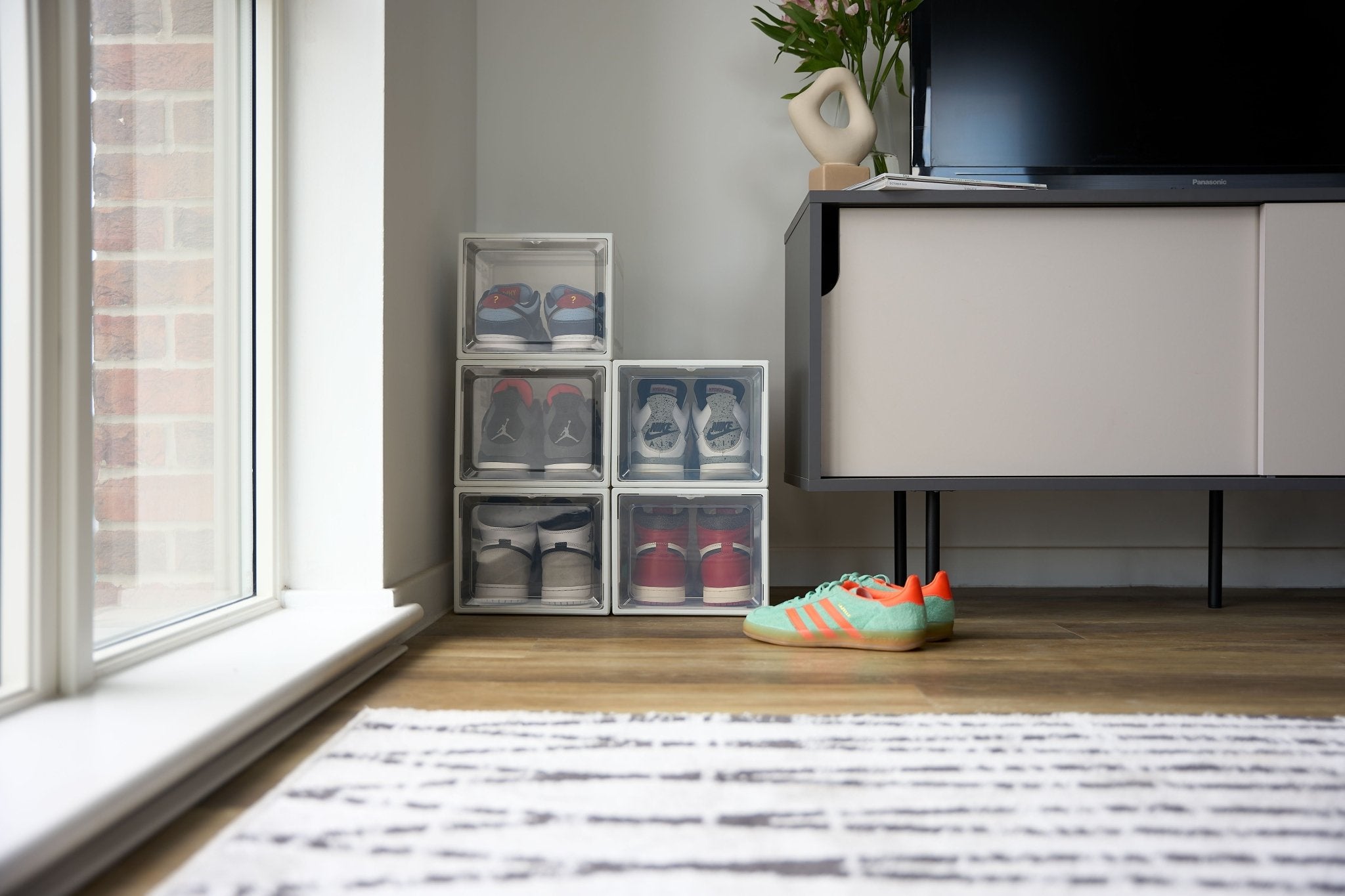SoleCube | White Dropfront Shoe Display Storage Box - SoleCube